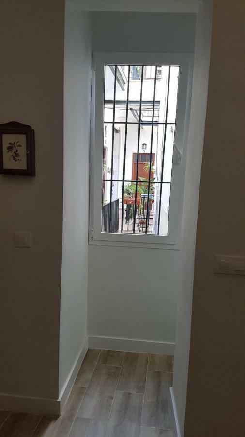 Luxury Apartment In Triana Close To The River Sevilla Exterior foto