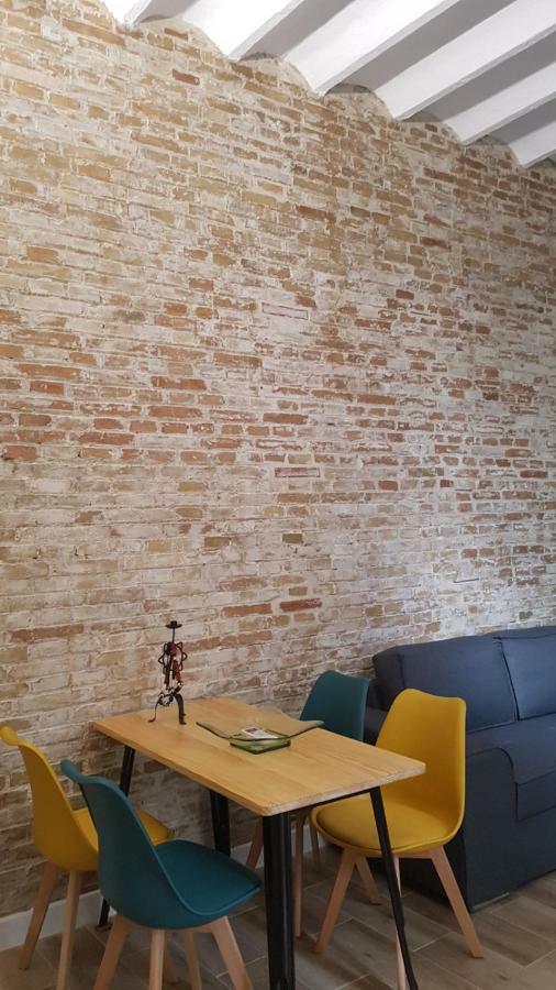 Luxury Apartment In Triana Close To The River Sevilla Exterior foto