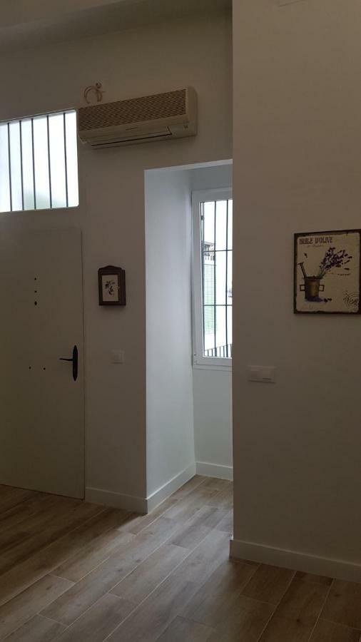 Luxury Apartment In Triana Close To The River Sevilla Exterior foto